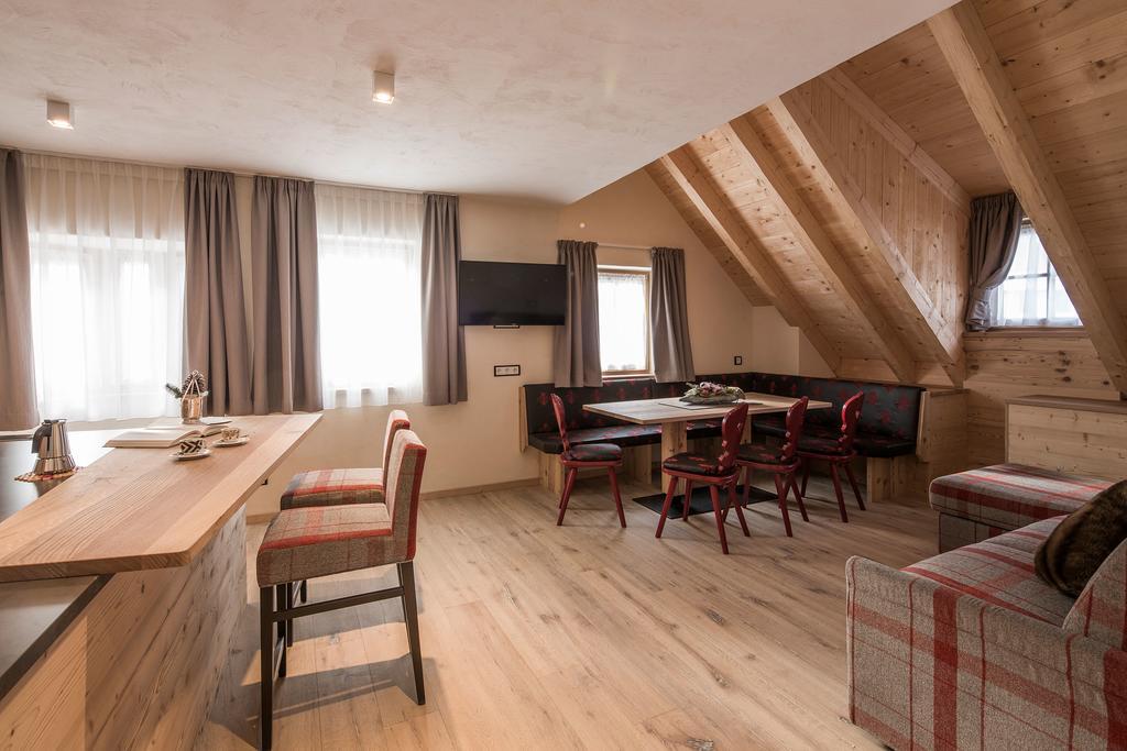 Apartmán Osti Nicl San Martino in Badia Exteriér fotografie