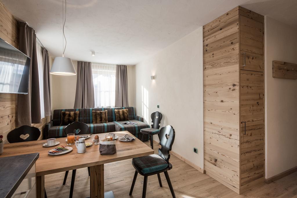Apartmán Osti Nicl San Martino in Badia Exteriér fotografie