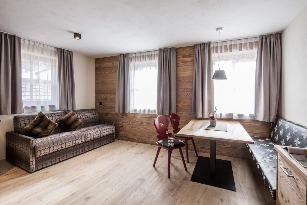Apartmán Osti Nicl San Martino in Badia Exteriér fotografie